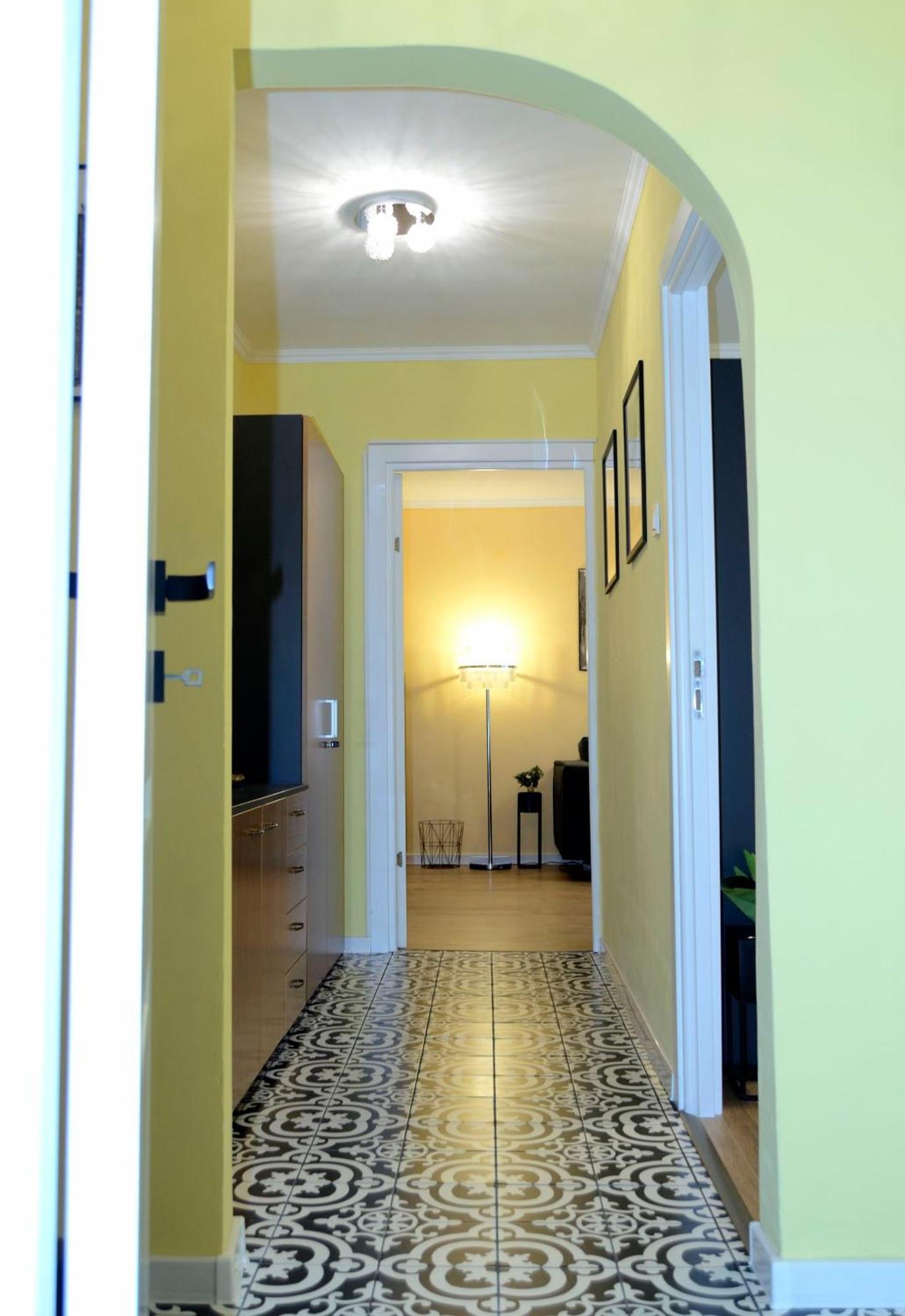 Cozy 2 Rooms Apartment Drumul Taberei Bukarest Exteriör bild