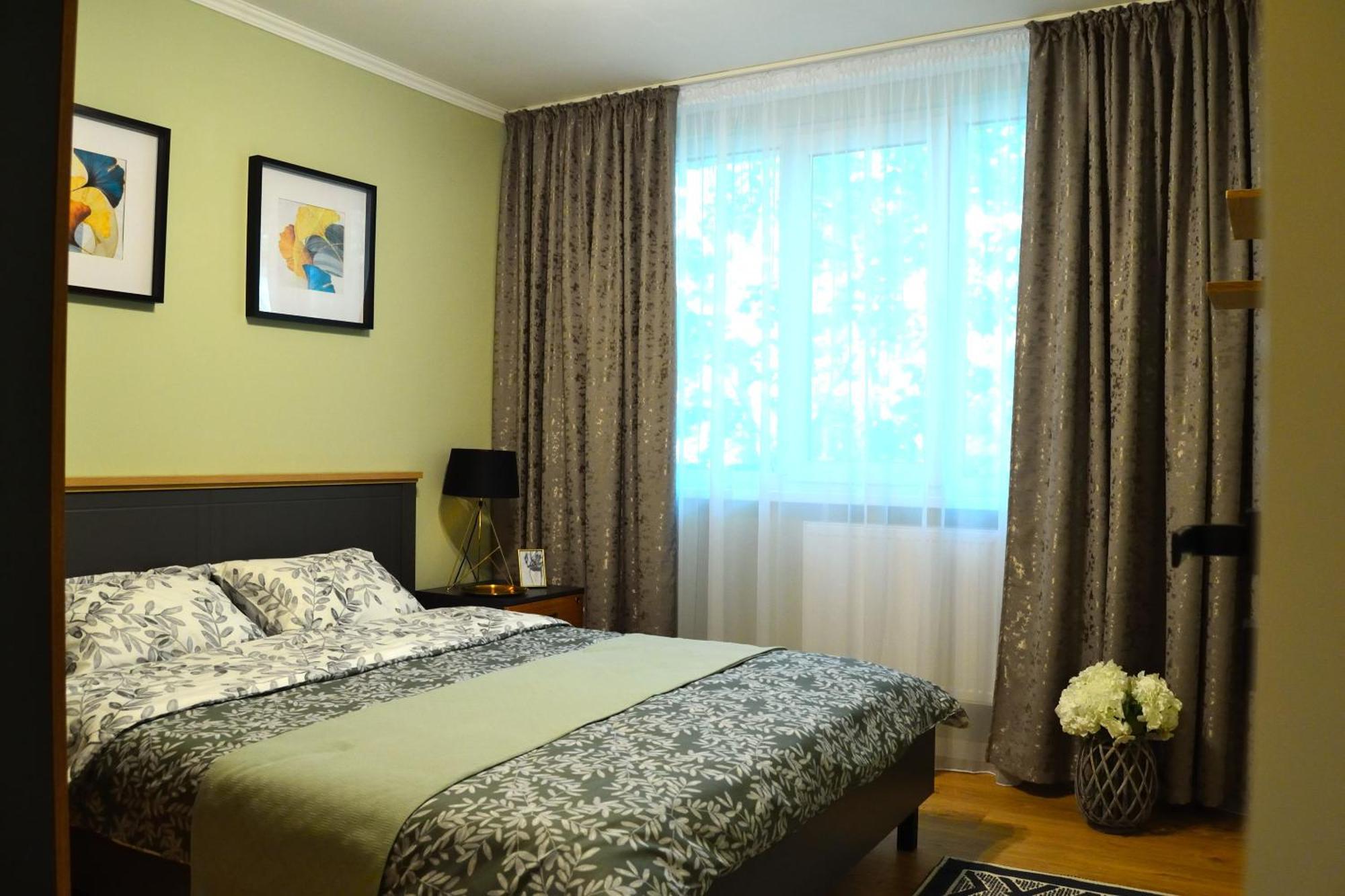 Cozy 2 Rooms Apartment Drumul Taberei Bukarest Exteriör bild